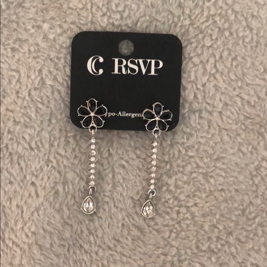 Flower Dangle Earrings